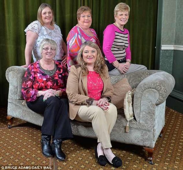 24AC2C2900000578-2922459-image-m-27_1421967101117